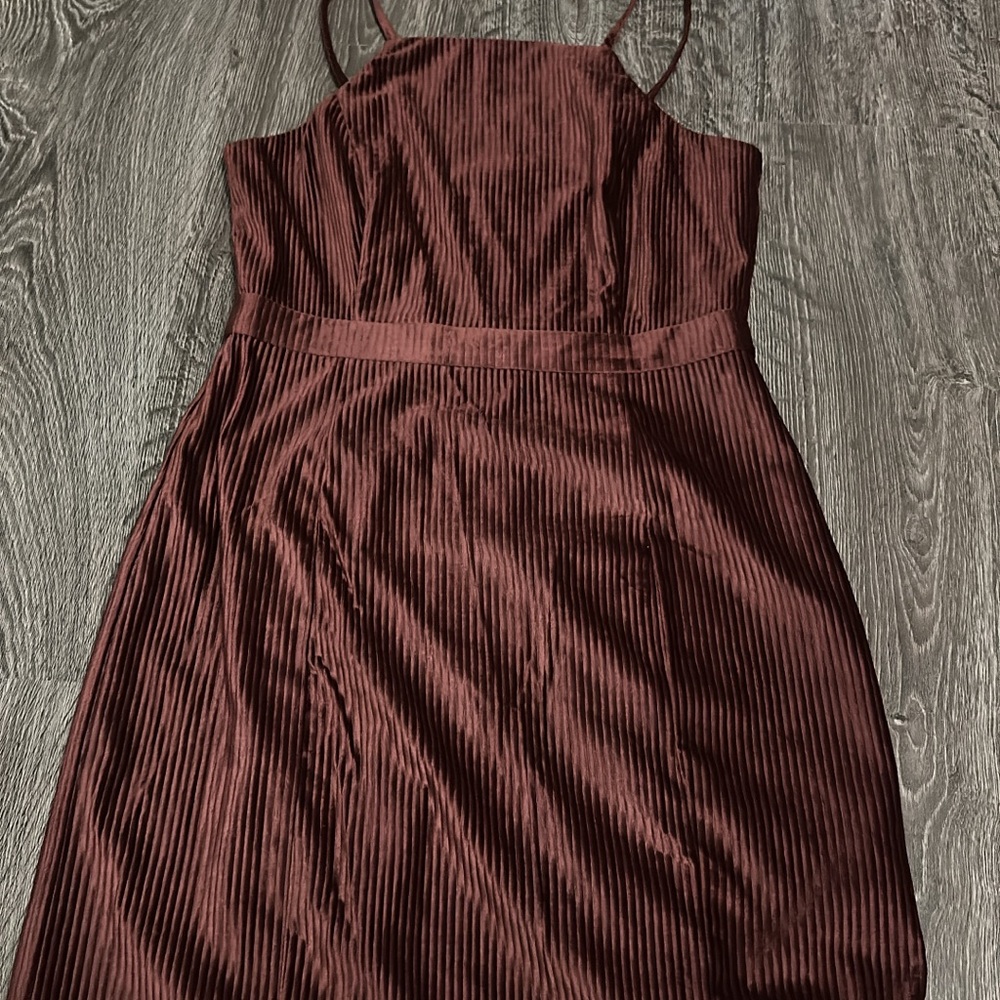 Sugarlips Burgundy Midi Dress